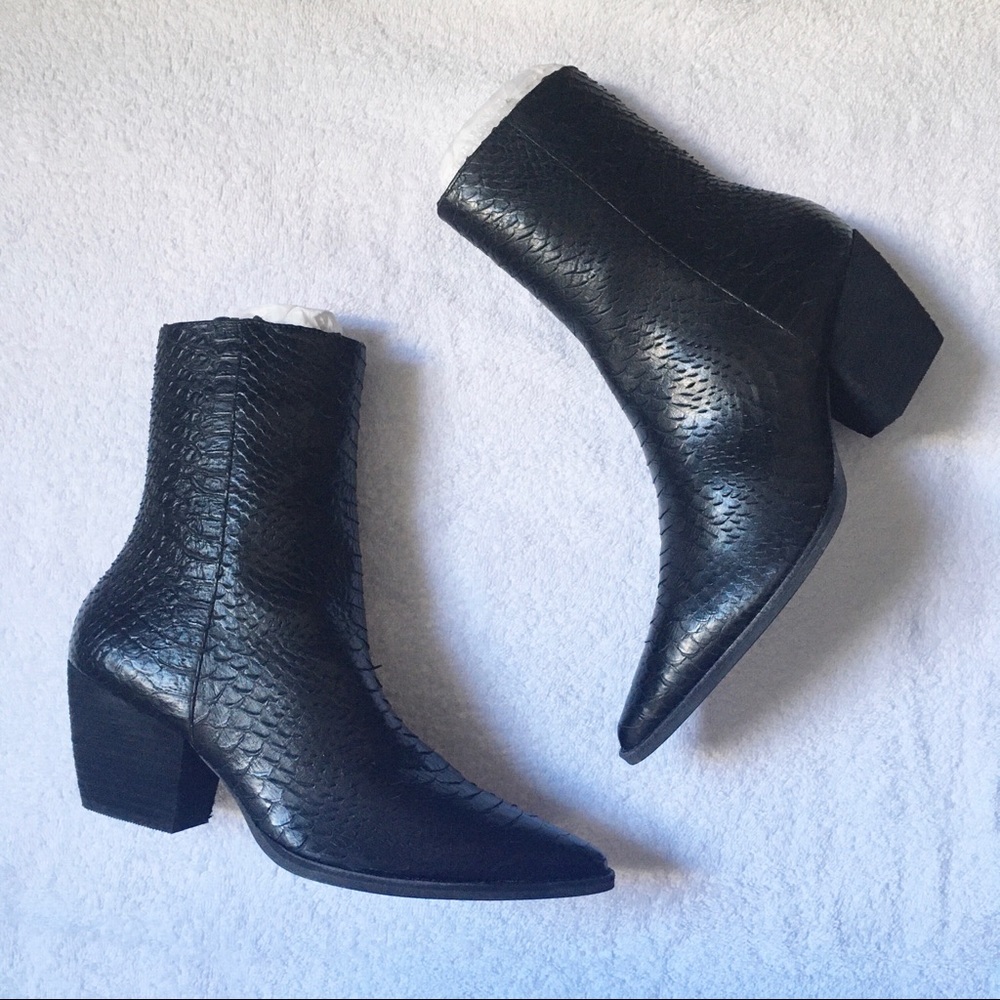 ๐ Matisse Caty Black Snake Leather Mid Calf Boots - Picture 3 of 8